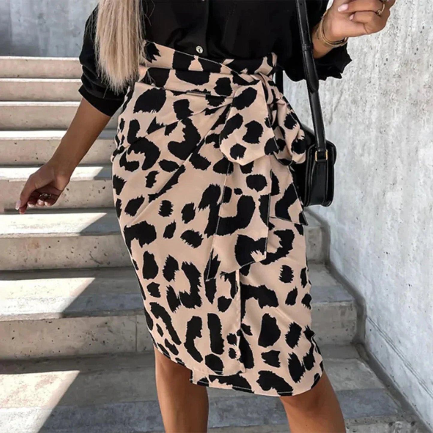 Valentina Feminine Leopard Print Skirt – Chic Midi Silhouette in Earthy Tones
