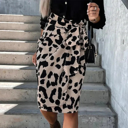 Valentina Feminine Leopard Print Skirt – Chic Midi Silhouette in Earthy Tones