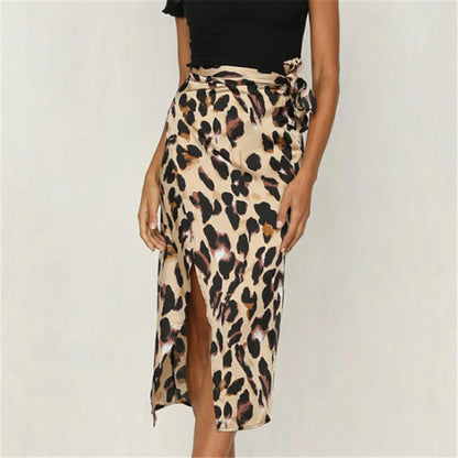 Valentina Feminine Leopard Print Skirt – Chic Midi Silhouette in Earthy Tones